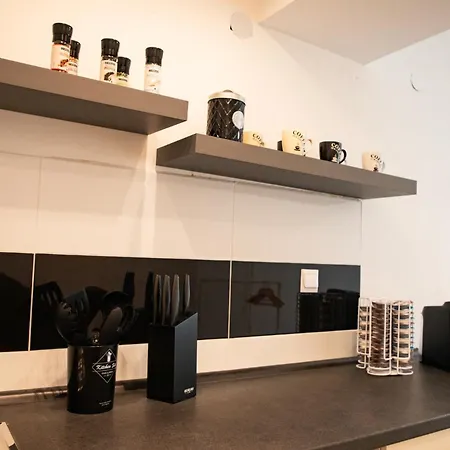 Me Living Bad Pyrmont Innenstadt 10 Meter Balkon Exterior photo