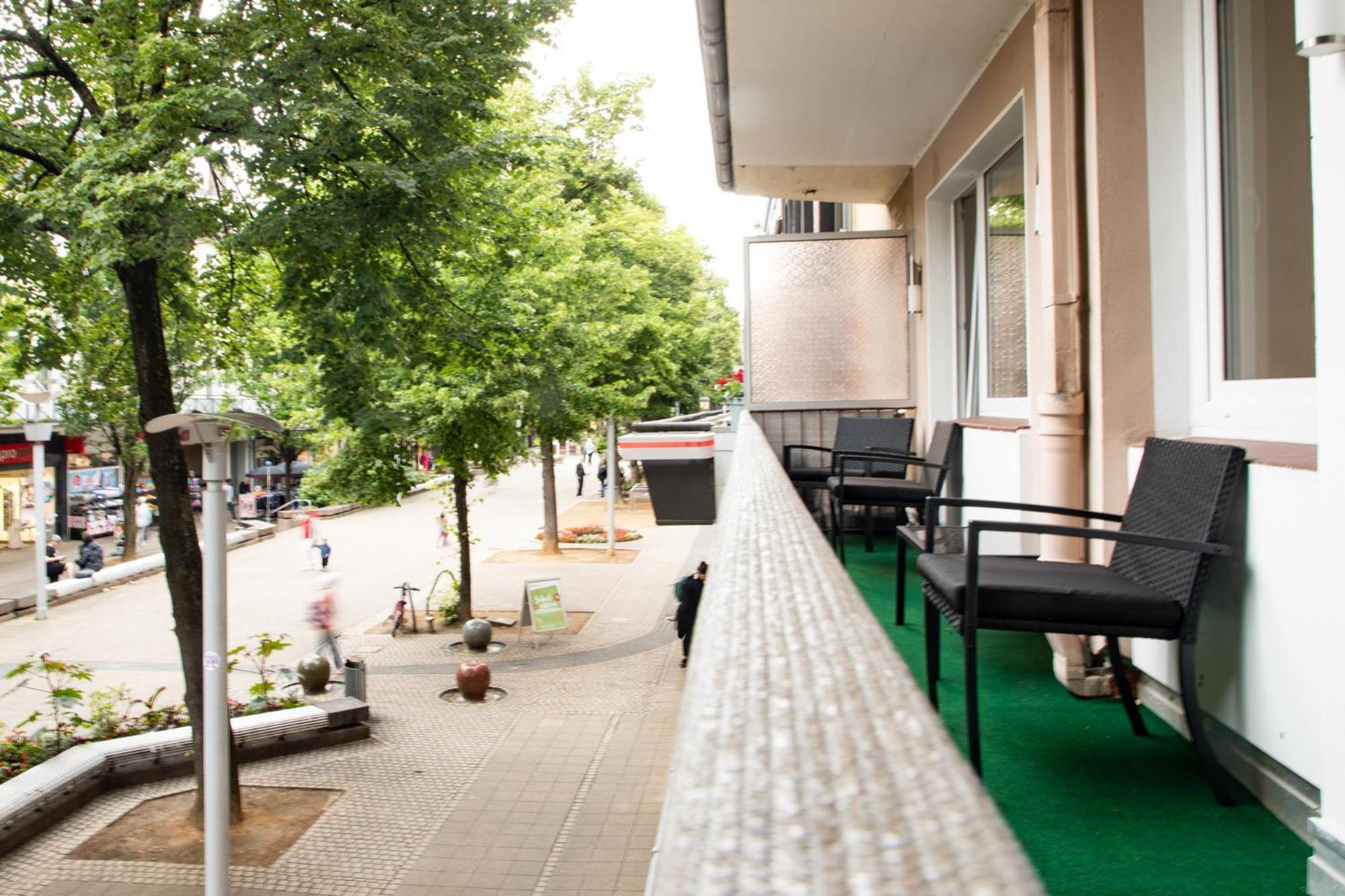 Me Living Innenstadt 10 Meter Balkon Apartment