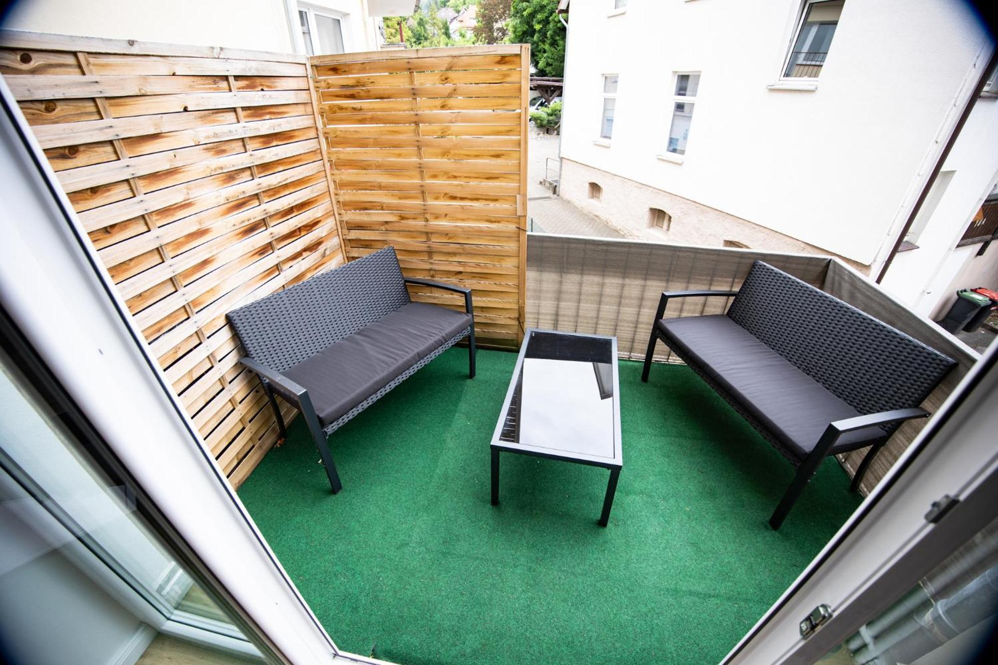 Me Living Innenstadt 10 Meter Balkon Bad Pyrmont