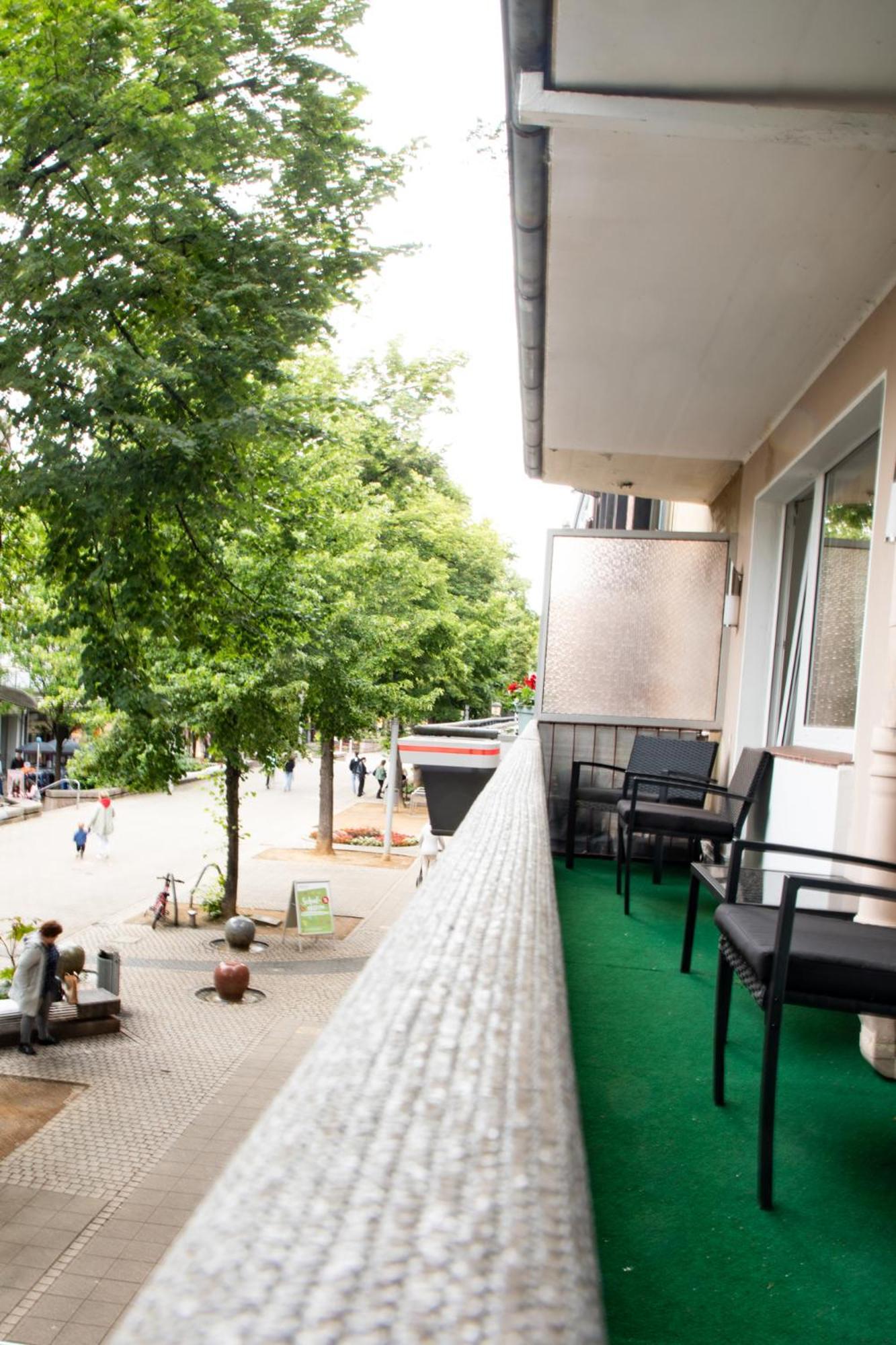 Me Living Innenstadt 10 Meter Balkon Apartment